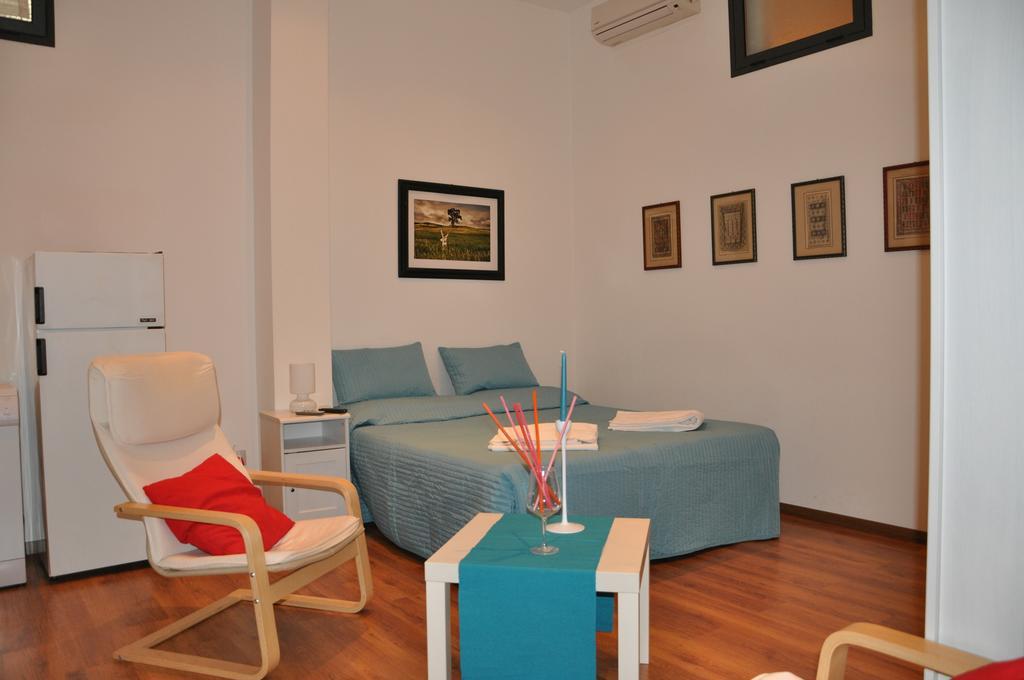 Appartamenti Villa Bellini คาตาเนีย ภายนอก รูปภาพ