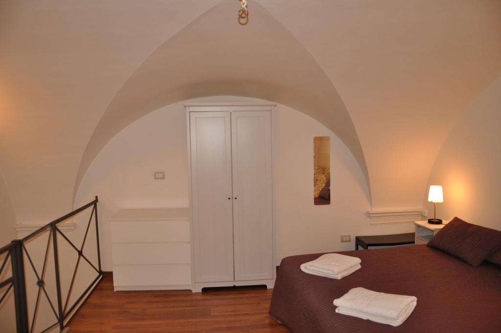 Appartamenti Villa Bellini คาตาเนีย ภายนอก รูปภาพ