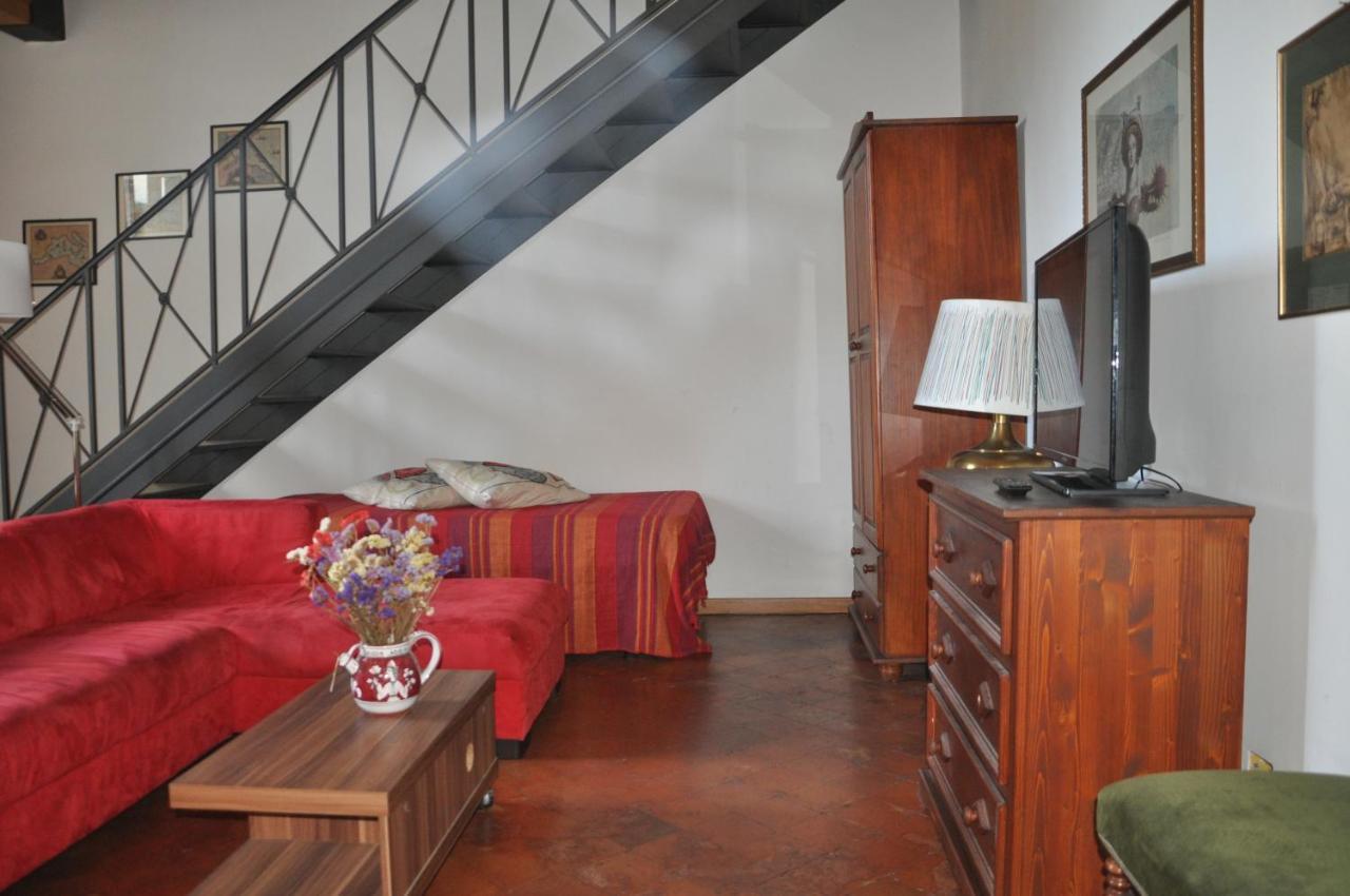 Appartamenti Villa Bellini คาตาเนีย ภายนอก รูปภาพ