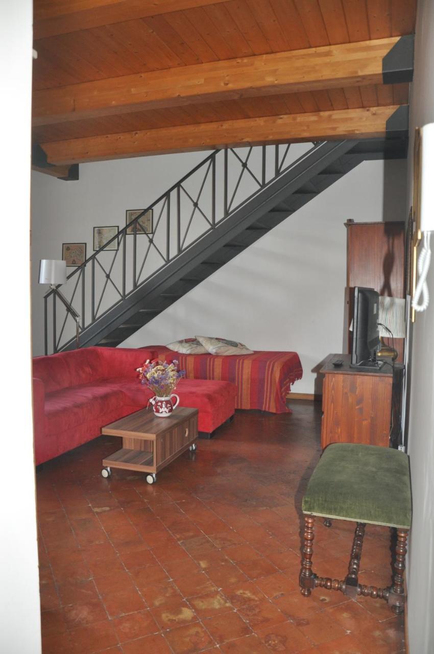 Appartamenti Villa Bellini คาตาเนีย ภายนอก รูปภาพ