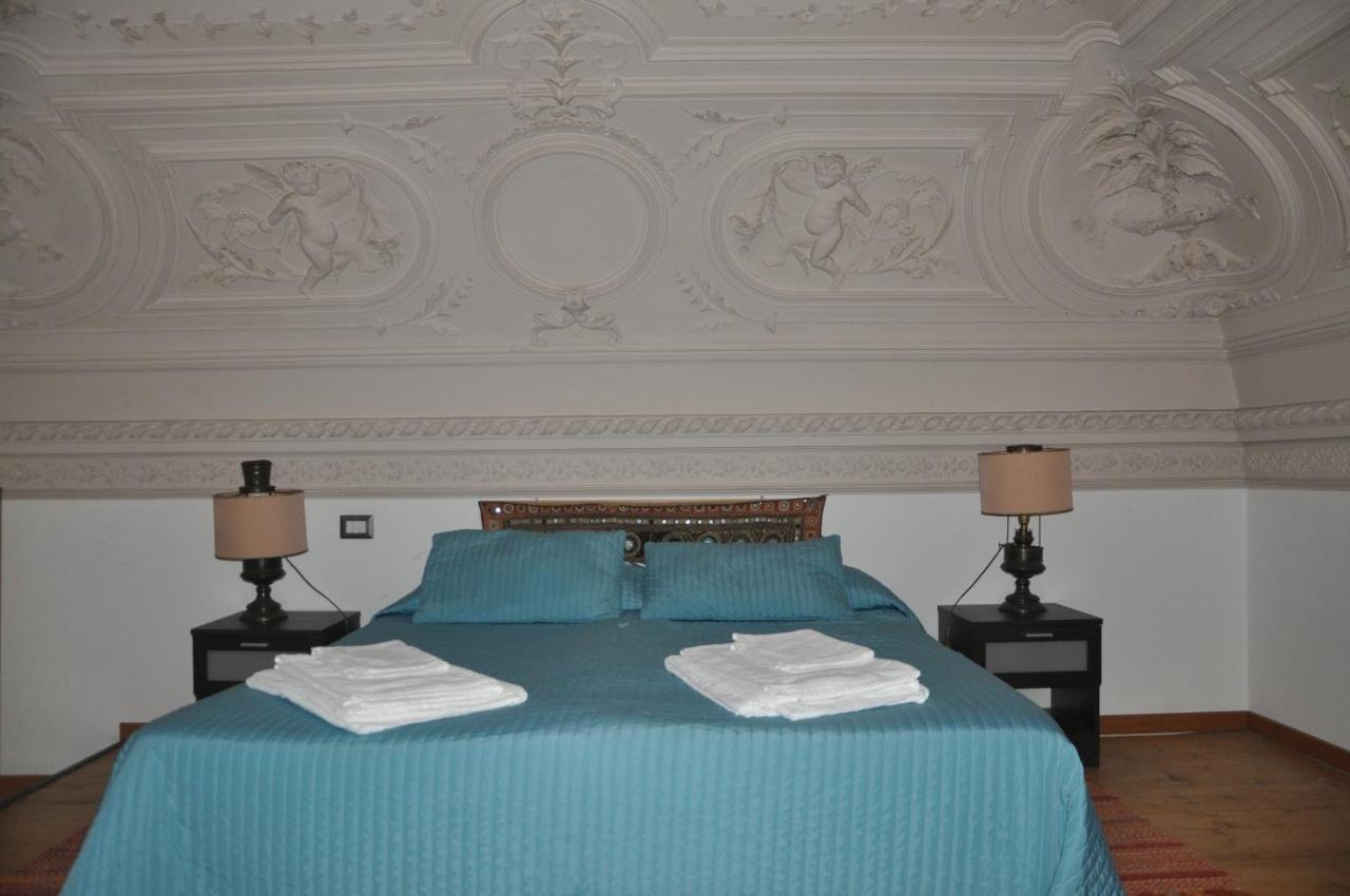 Appartamenti Villa Bellini คาตาเนีย ภายนอก รูปภาพ